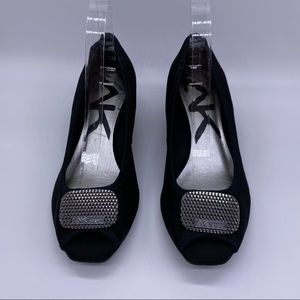 Anne Klein sport nibble. Suede Women shoes size 8.5